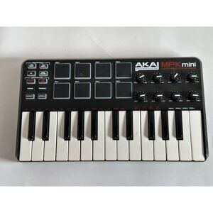 Akai Professional MPK Mini Play MK3 Portable 25-Key Keyboard